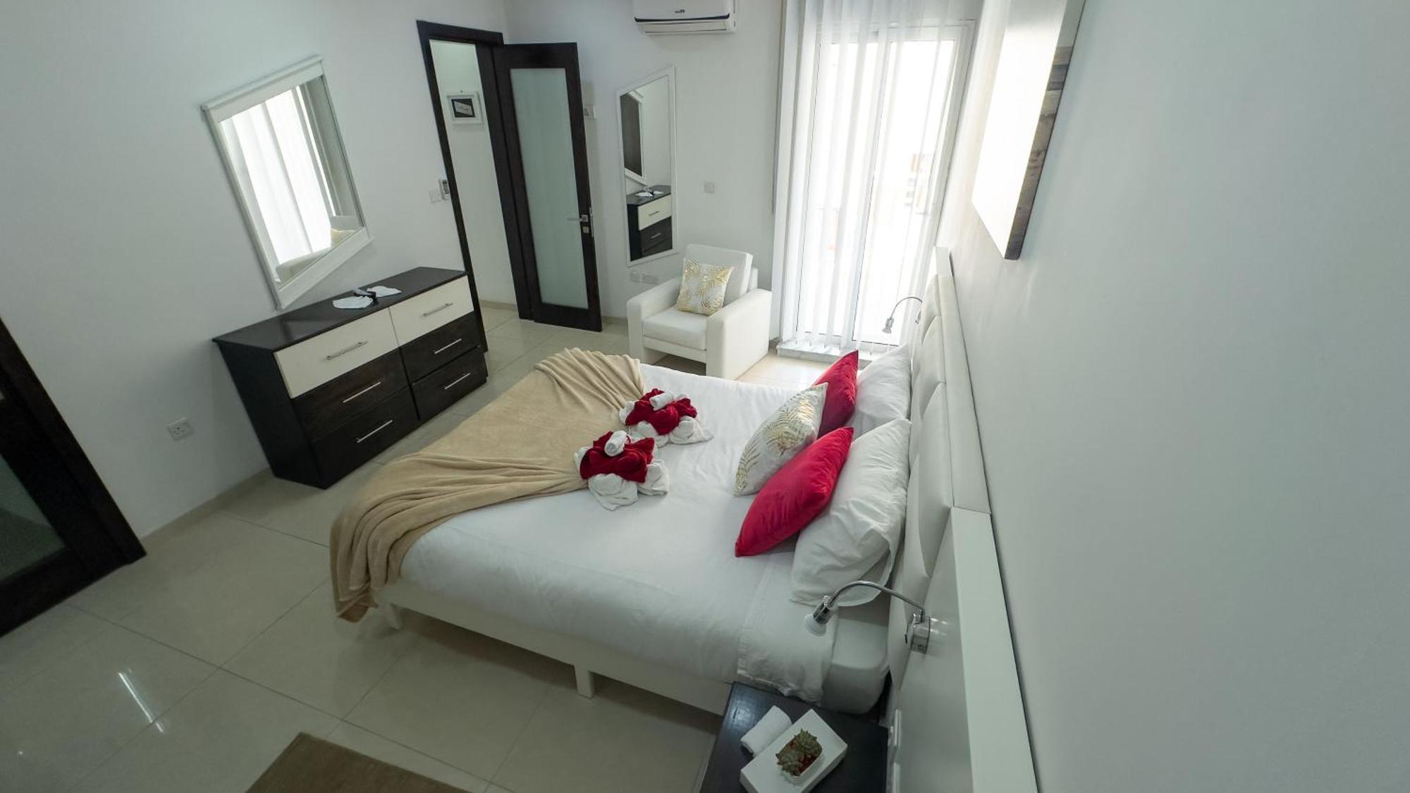 Apartament In Ta' Xbiex 3Br- 3 Min Yatch Marina Мсида Экстерьер фото